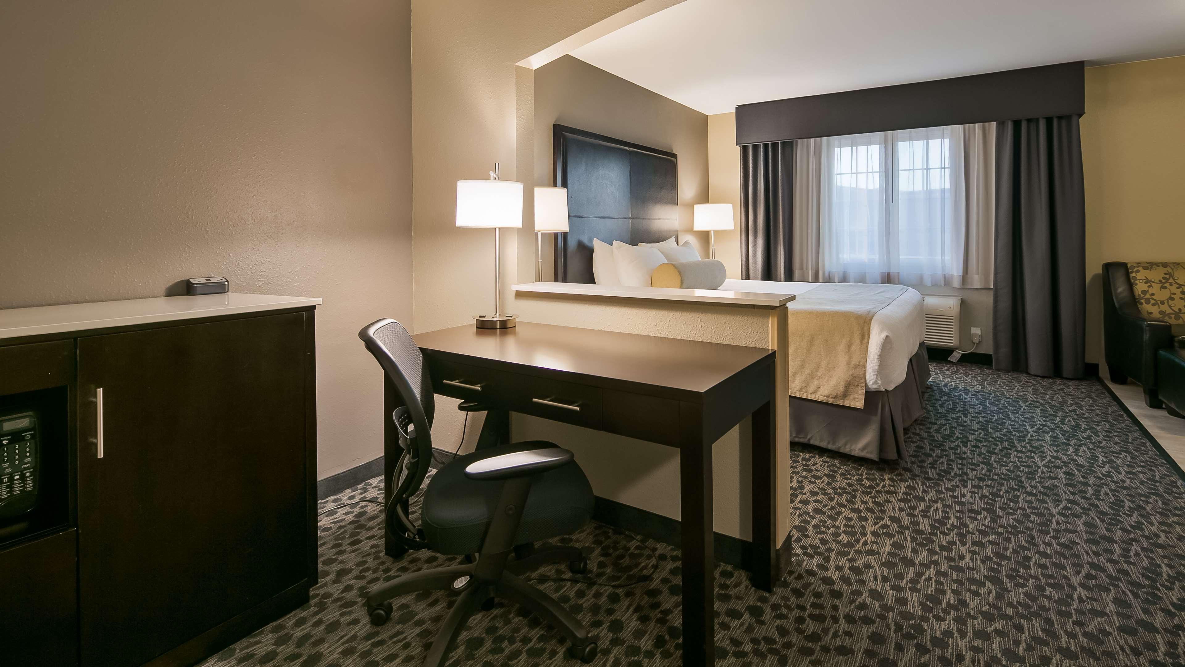 Best Western Plus Aberdeen Exterior photo